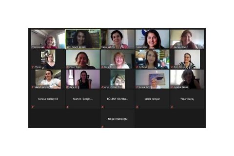 Yeni Çağ için Dijital Eğitimler 