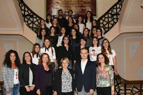 İzmir KGK'dan “Geleceği Yazan Kadınlar” projesine tam destek